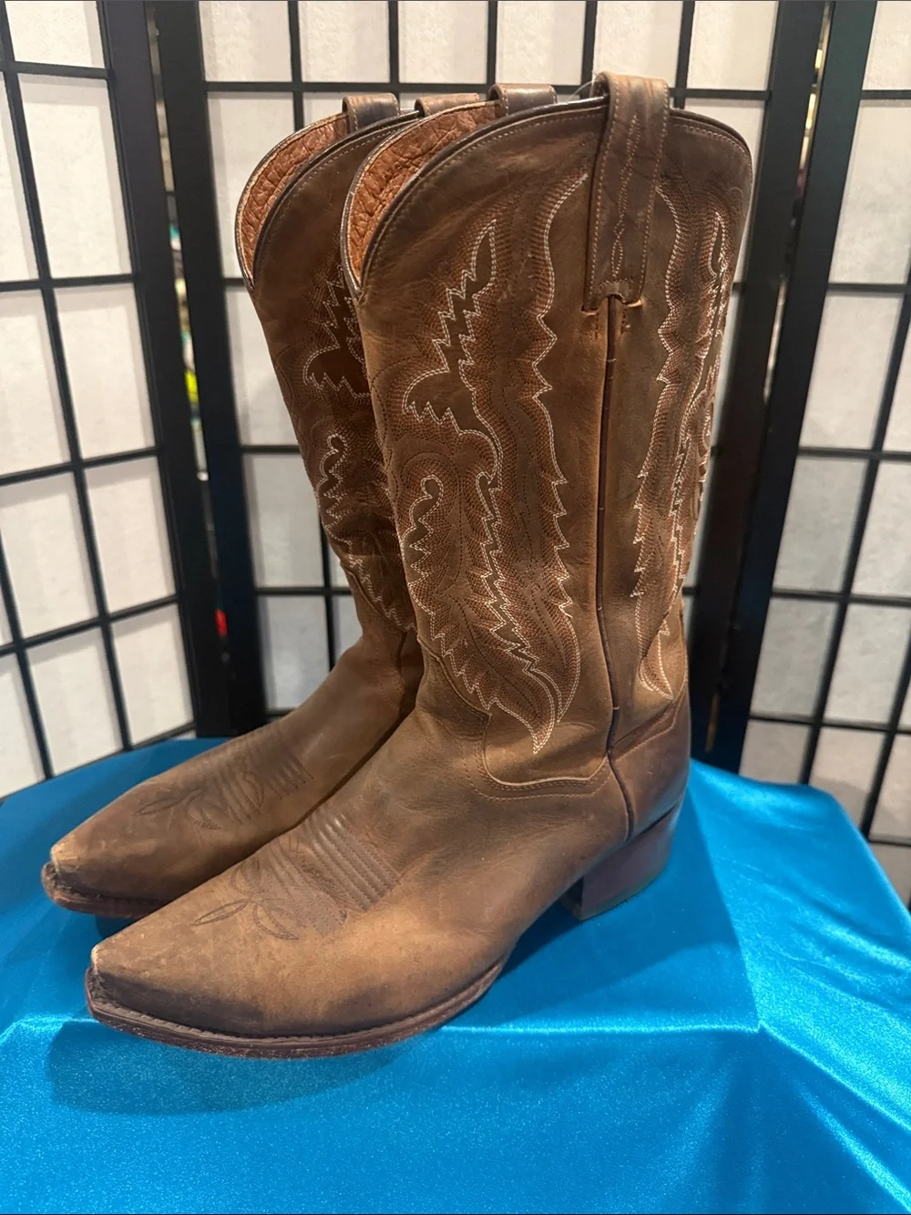 Vintage  Classic Tony lama Brown Western Cowboy Boots